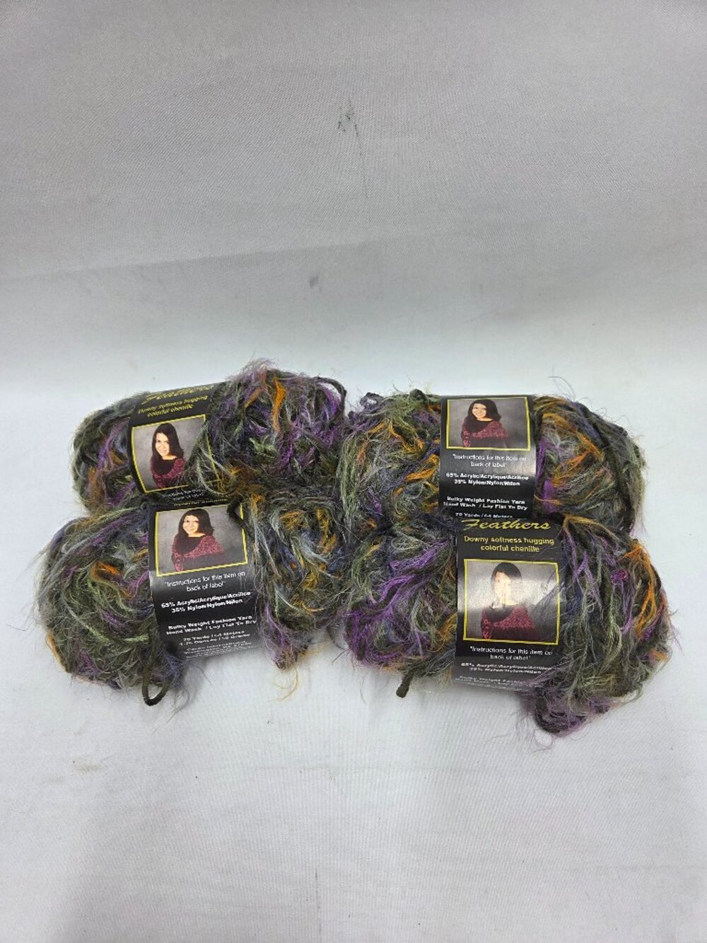 Caron Feathers Yarn 2 Parrot Retired 65% Acrylic 35% Nylon 4 Skeins 50g each